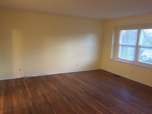 280 Bisby St - Photo 3 of 11