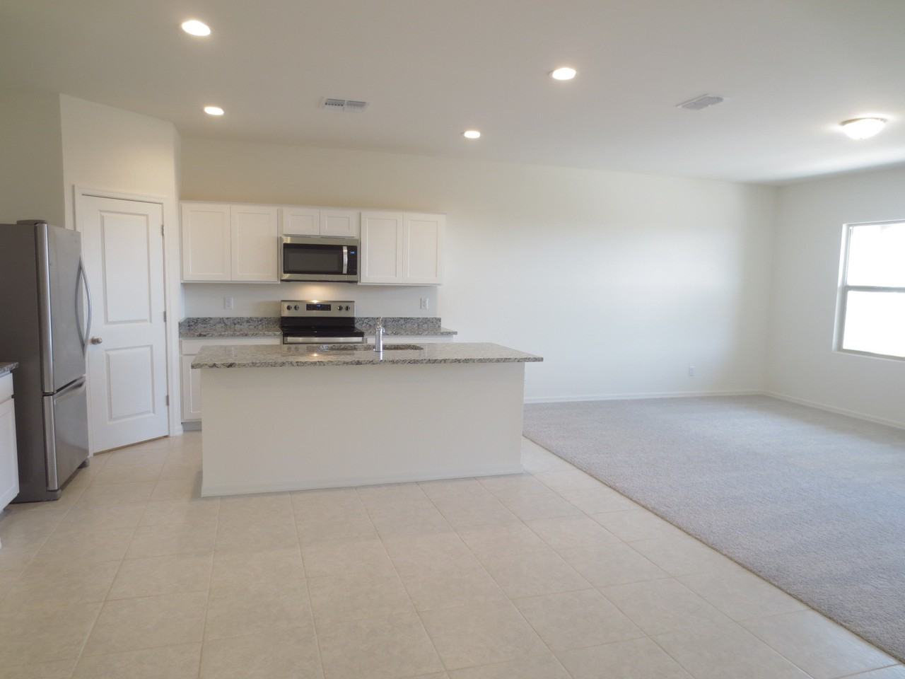 378 S Borromeo Dr - Photo 4 of 50