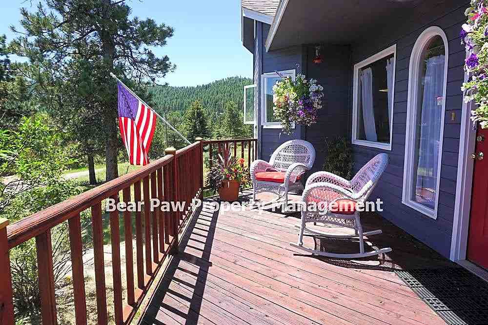 5939 S Skyline Dr - Photo 2 of 10