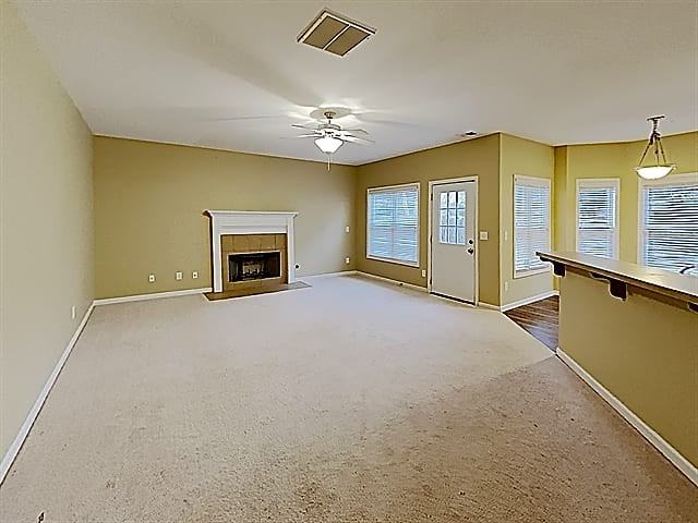 492 Winter Haven Ln - Photo 3 of 15