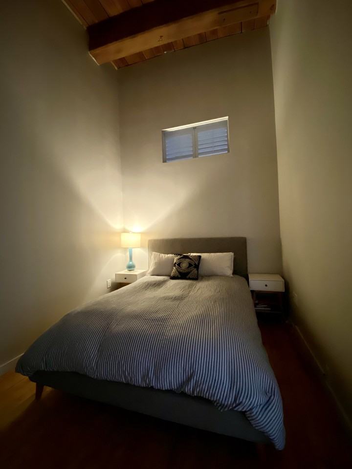 1350 Rosa L Parks Boulevard - Photo 5 of 9