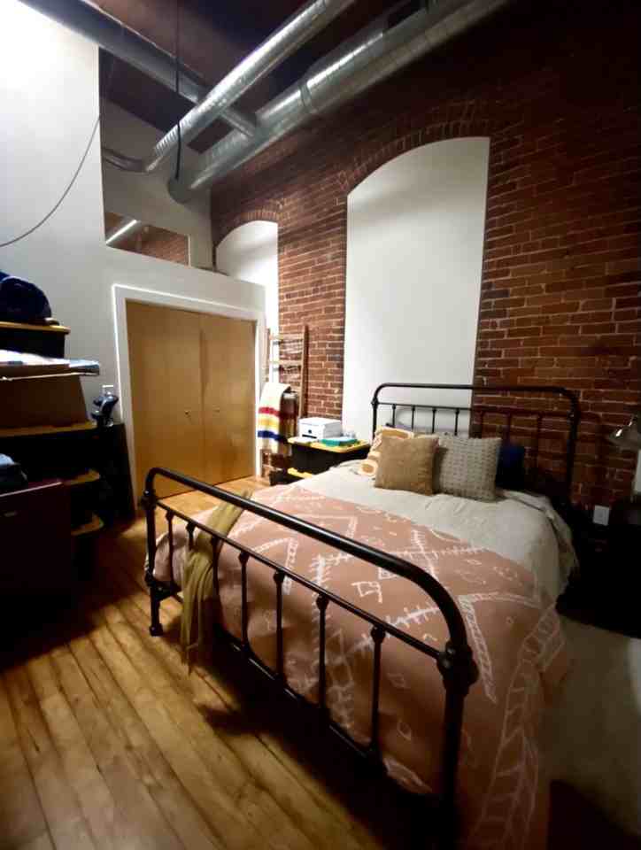 1350 Rosa L Parks Boulevard - Photo 7 of 9