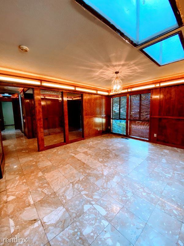 11 11 Park Sierra Ln 11 - Photo 2 of 19