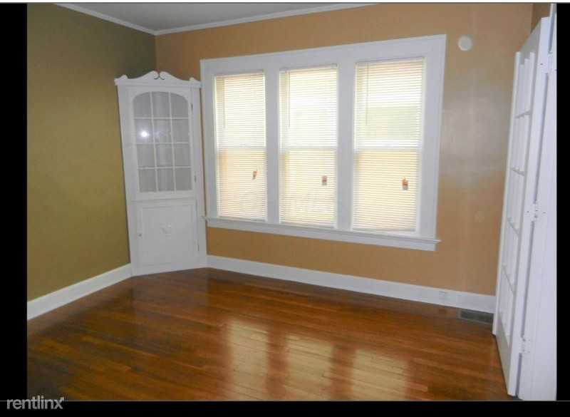 2623 N 4th St - Photo 3 of 14