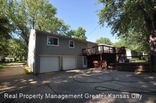 2620 Nw Castle Dr - Photo 2 of 15