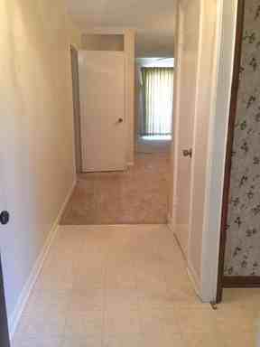 1400 King Arthur Blvd - Photo 2 of 12