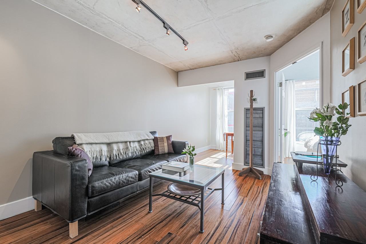 222 The Esplanade #816