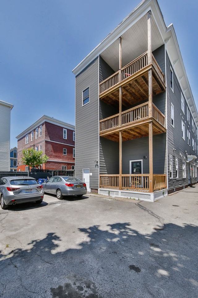 24 Clary St - Photo 2 of 2