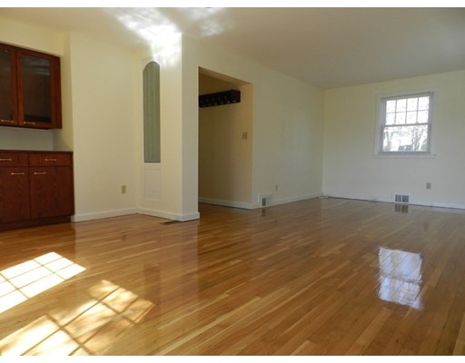 312 Lowell St #0 - Photo 2 of 10