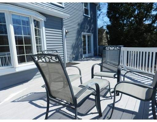 312 Lowell St #0 - Photo 3 of 10