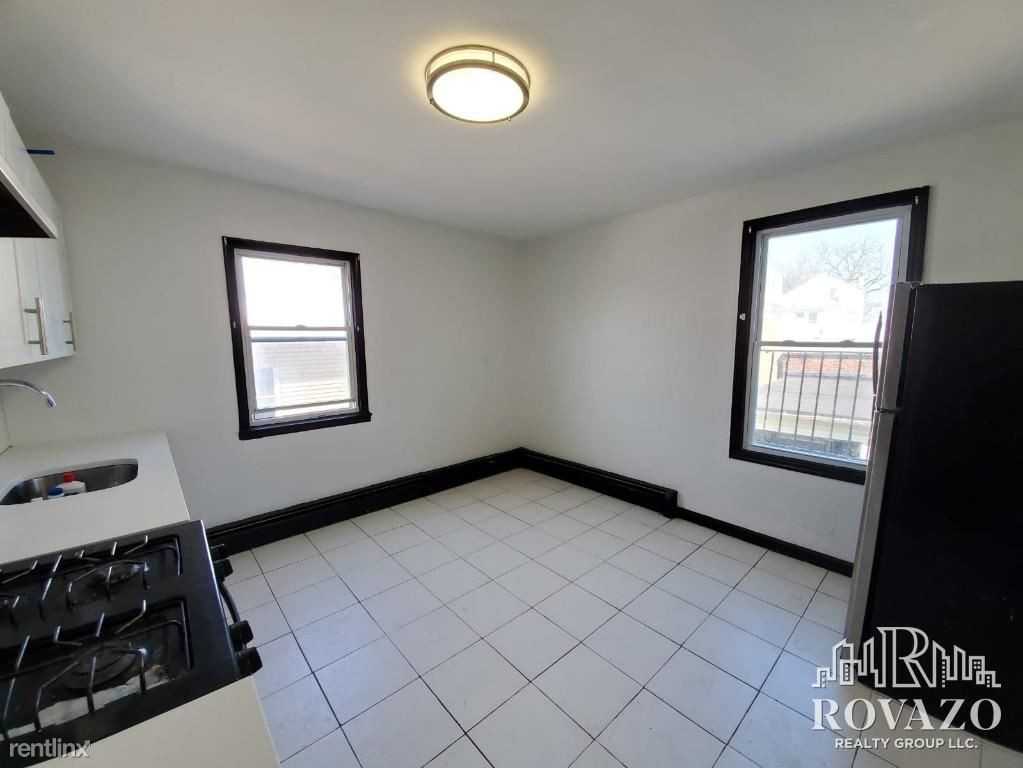 95 Garden St - Photo 2 of 7