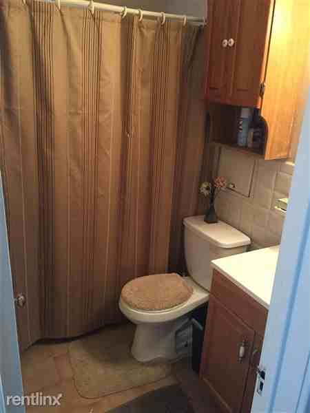 6852 Ternes St - Photo 3 of 5