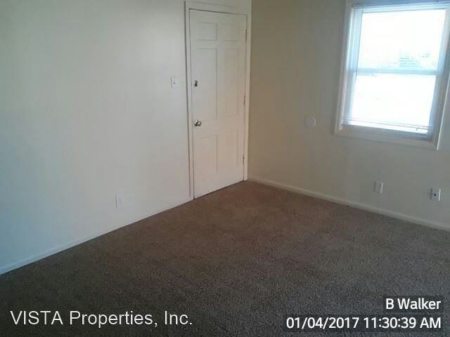 4215,4301,4303,4305 Norene Lane - Photo 2 of 17