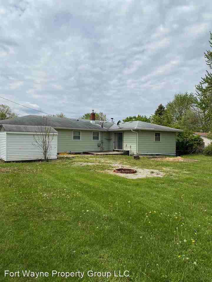 5019 Ann Hackley Dr - Photo 2 of 19