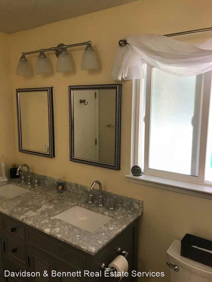 2533 Vine Hill Ct - Photo 2 of 9