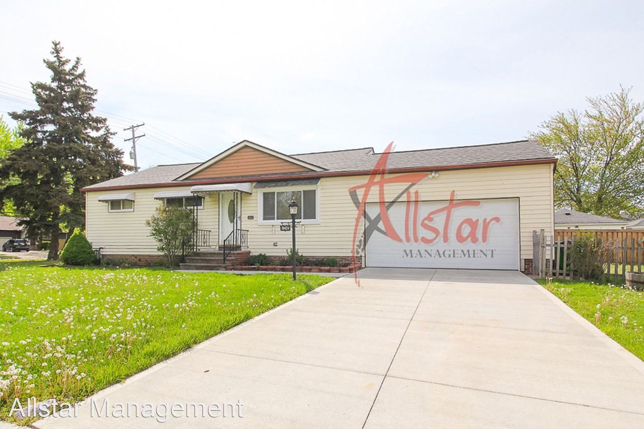 30424 Vineyard Rd - Photo 2 of 27