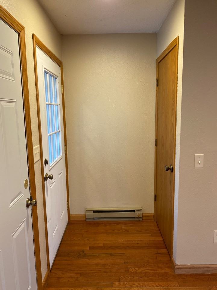 3314 Village Green Dr - Photo 2 of 30