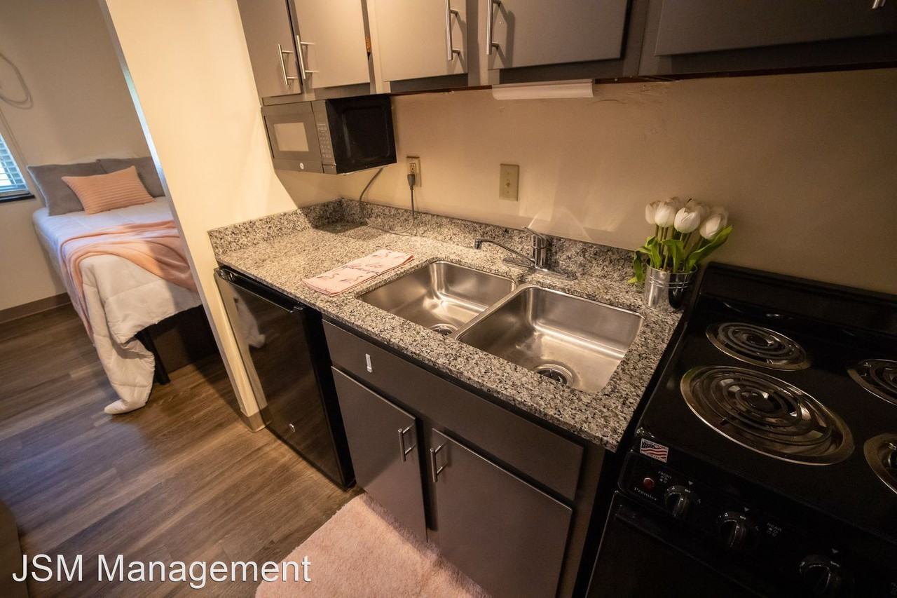 307 E Armory Ave - Photo 3 of 13