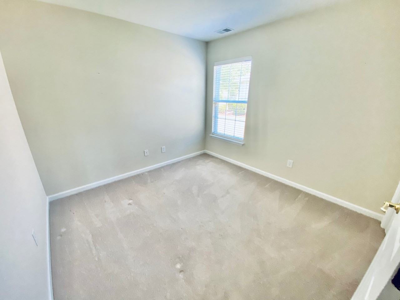 322 Whitchurch St - Photo 6 of 29