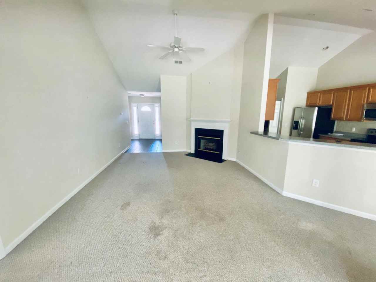 322 Whitchurch St - Photo 7 of 29
