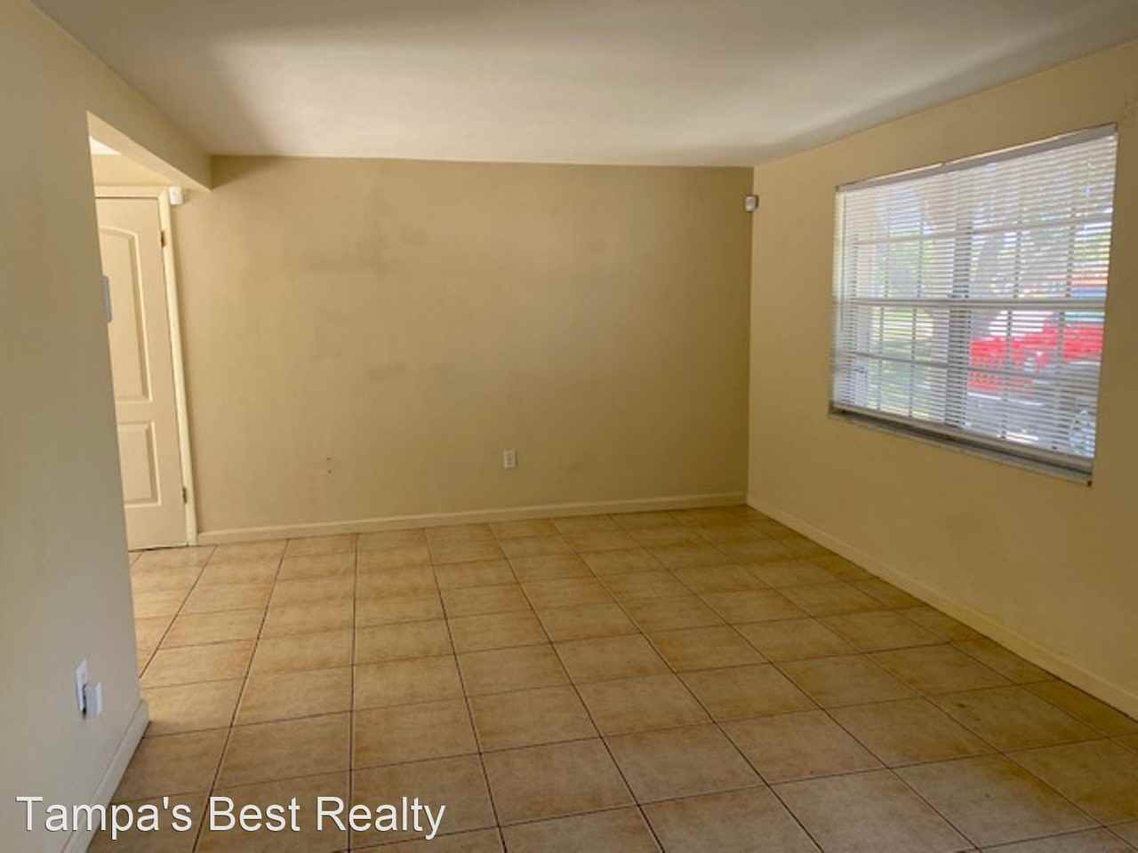 4332 Newbury Dr - Photo 2 of 8