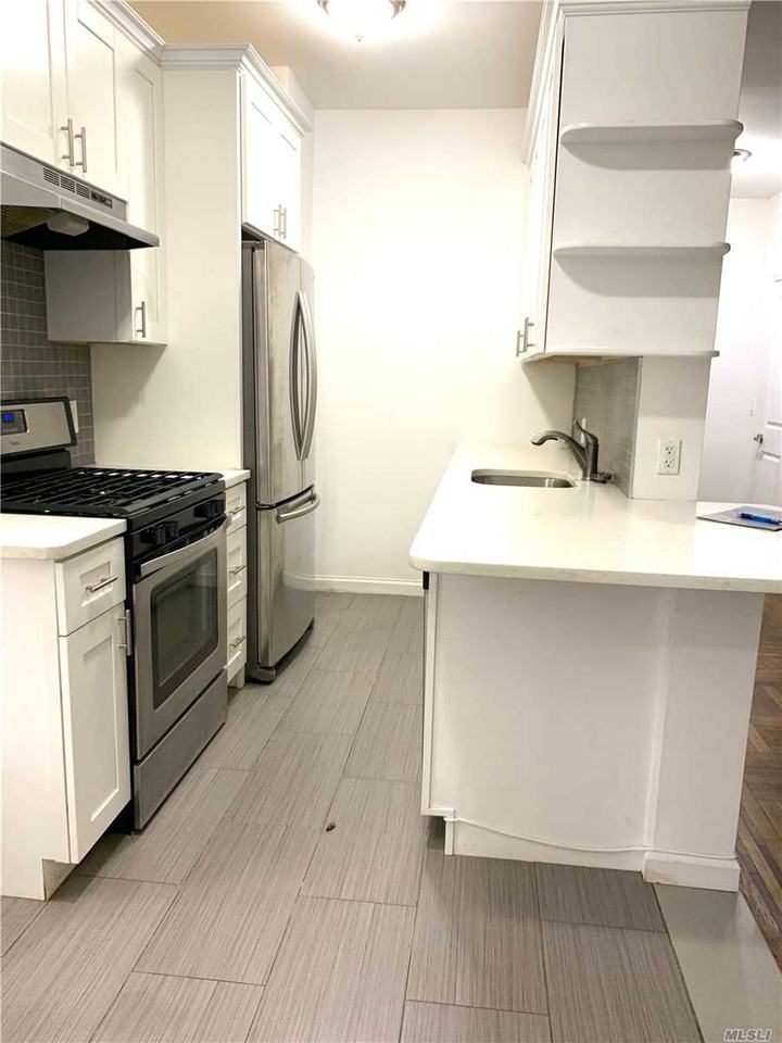 6109 39th Ave #1 - Photo 3 of 6