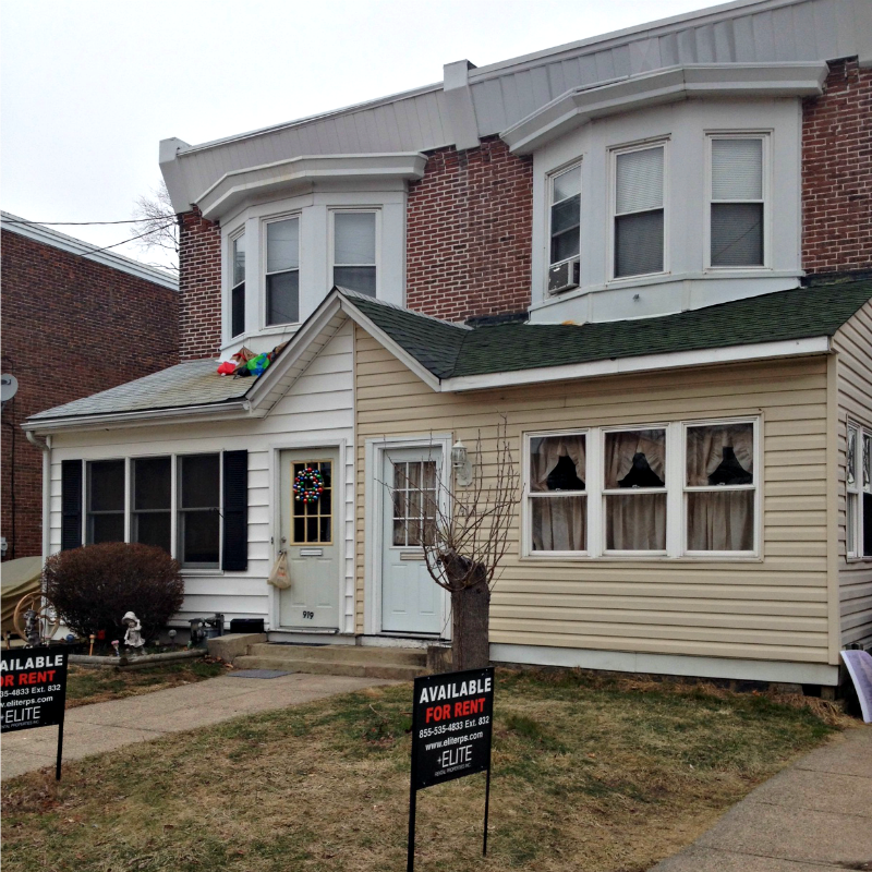 917 Saville Ave - Photo 2 of 4