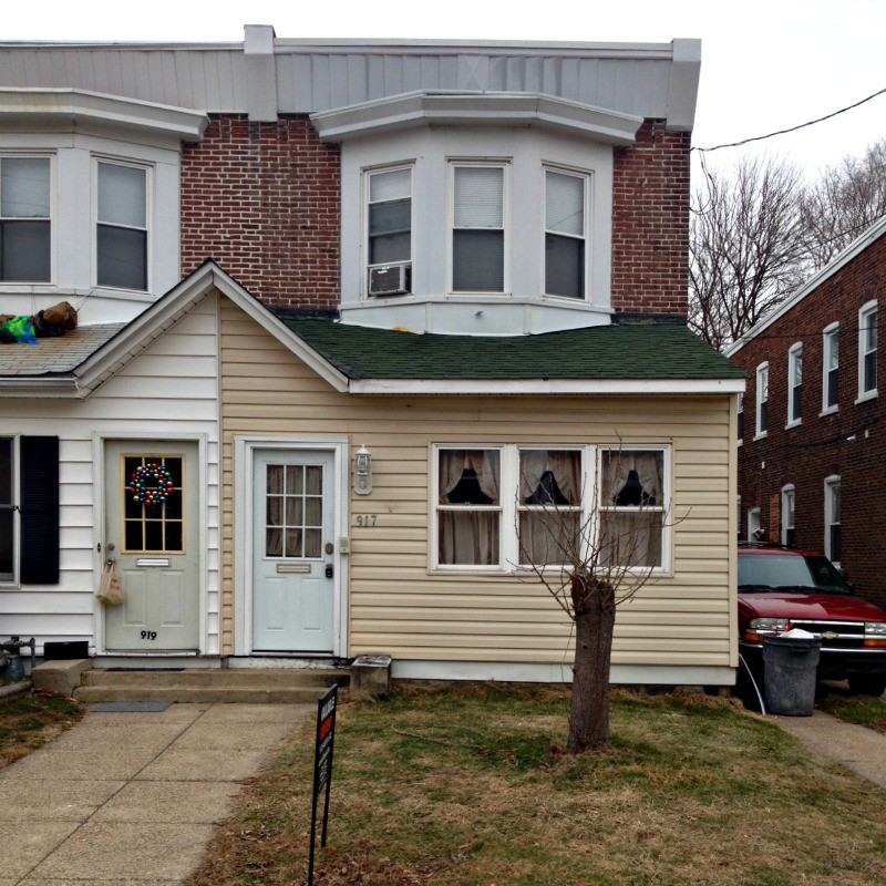 917 Saville Ave - Photo 3 of 4