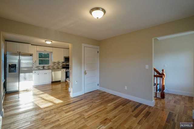 184 Werimus Rd - Photo 2 of 7