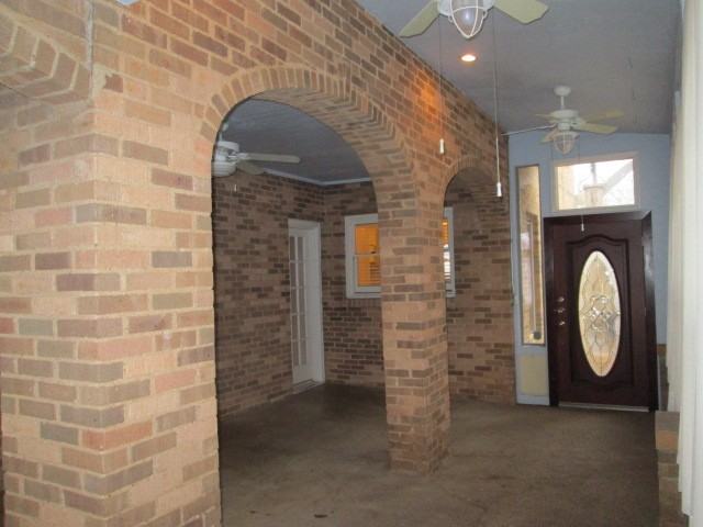 2625 S University Dr - Photo 3 of 17