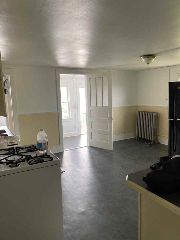 321 Winters Ave #D - Photo 2 of 4