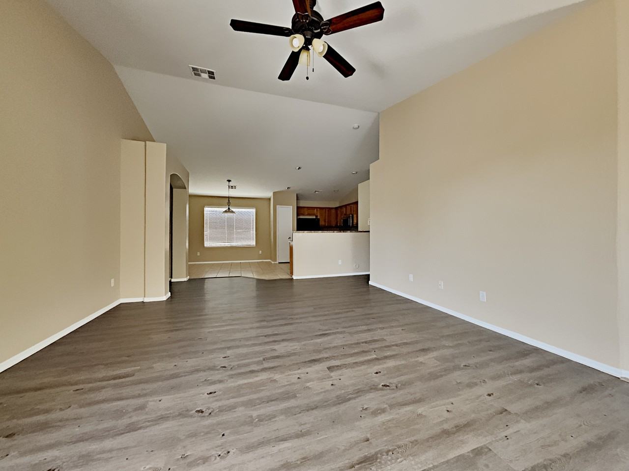 24484 N Shelton Way - Photo 3 of 26