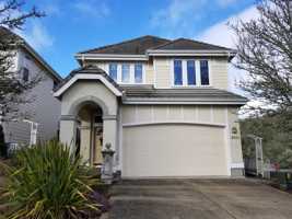 featured image of 4903 Nw Zinnia Pl #1