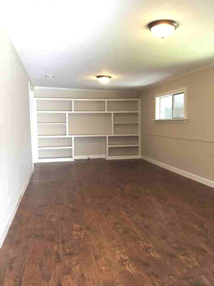 123 W Second Ave #1 - Photo 2 of 11