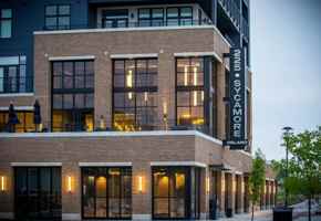 featured image of 225 N Sycamore St