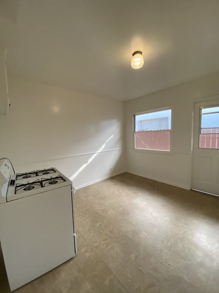 Dryden Apartments - Photo 3 of 10