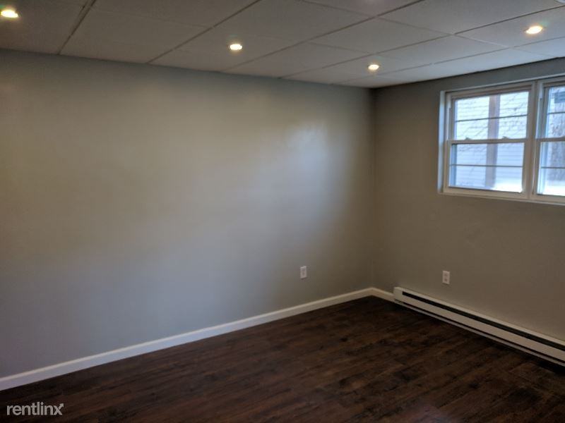 1172 Wyoming Ave Frnt B - Photo 2 of 24