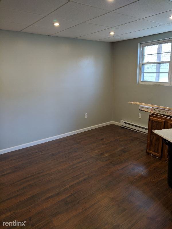 1172 Wyoming Ave Frnt B - Photo 3 of 24