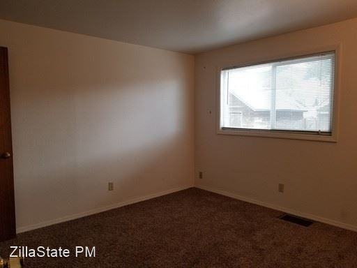 1024 Stephens - Photo 3 of 5