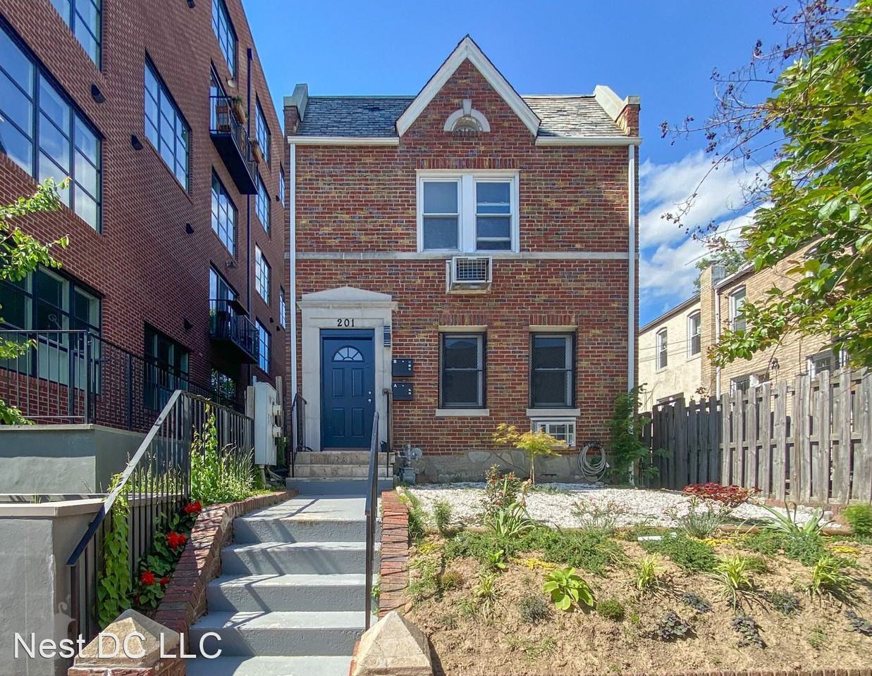 201 V St NW - Photo 2 of 33