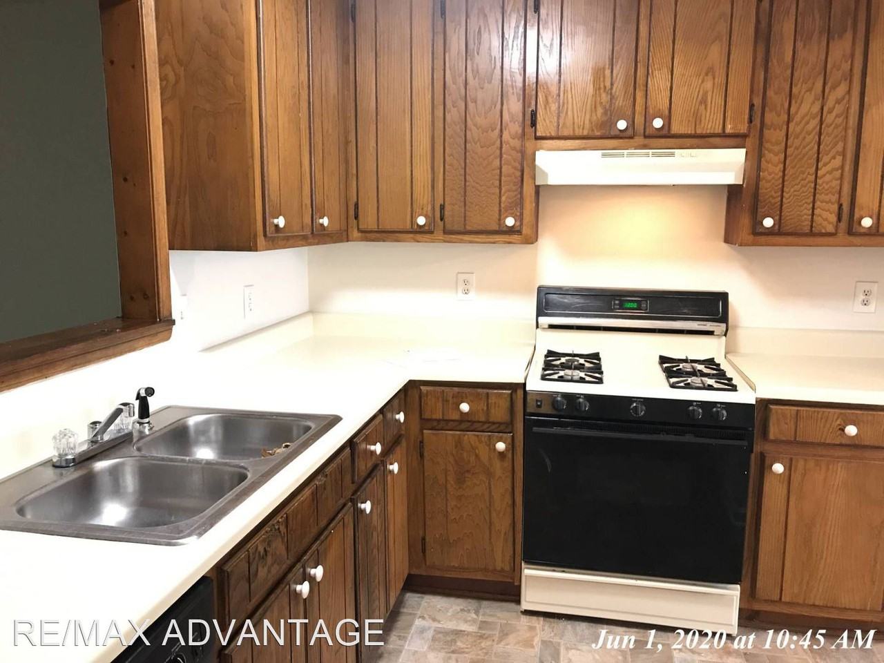 5763 N. Castlegate Dr. - Photo 3 of 9