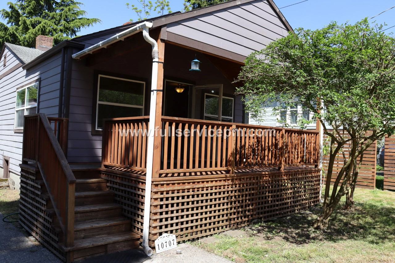 10707 Evanston Ave N - Photo 2 of 44