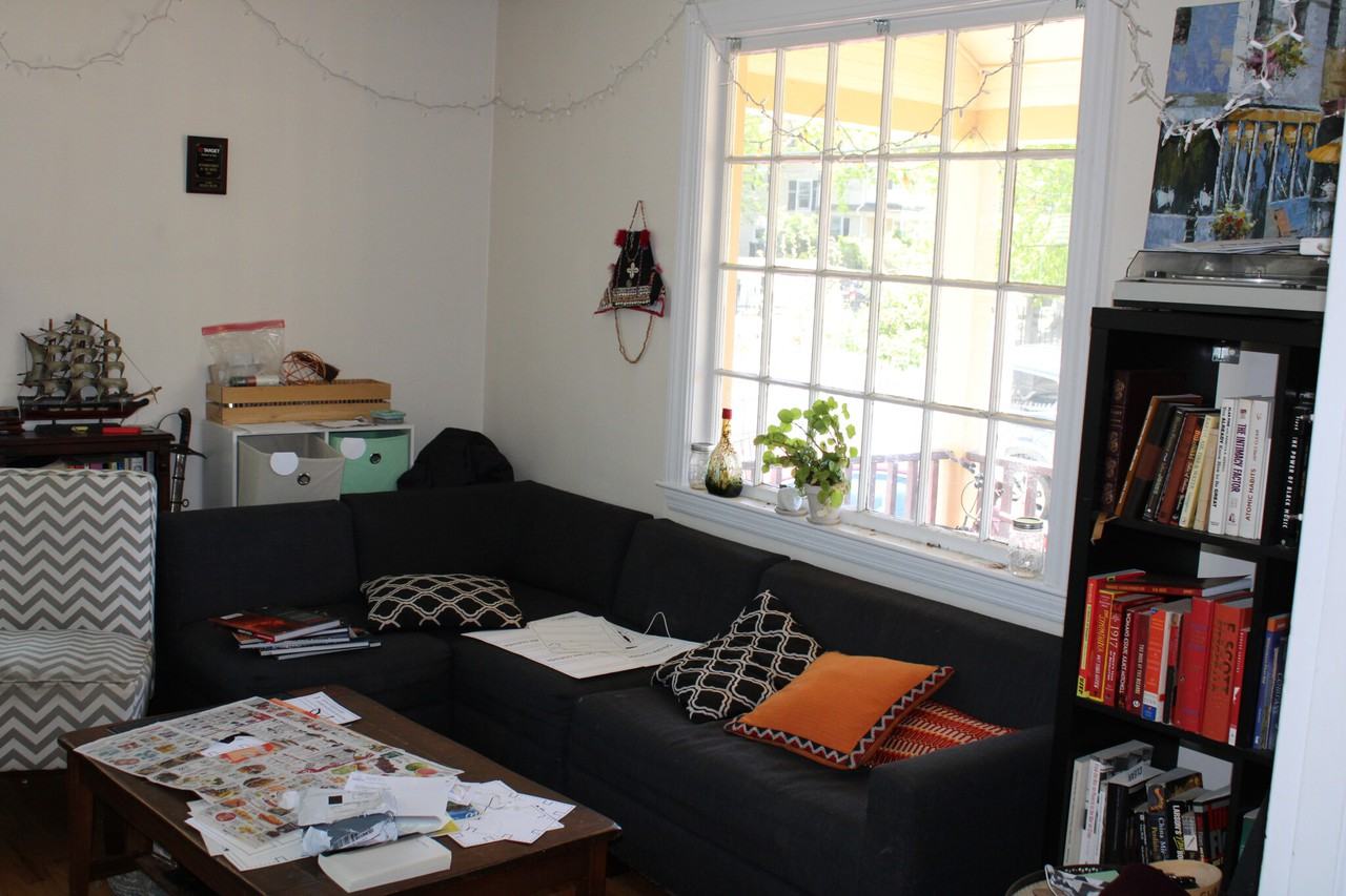 34 Brentwood St - Photo 2 of 12