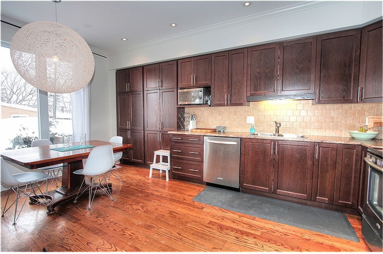 835 Woodroffe Ave - Photo 3 of 12