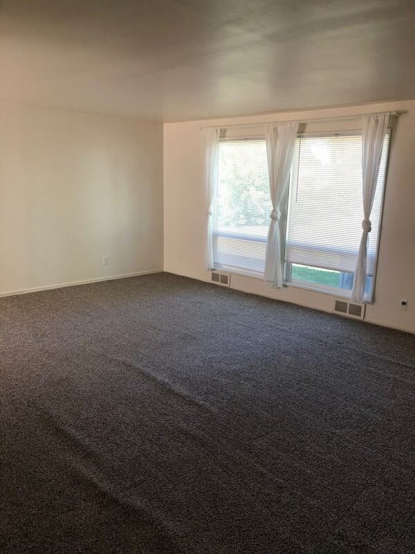 2102/2104 Lee Blvd. #2102 - Photo 2 of 12