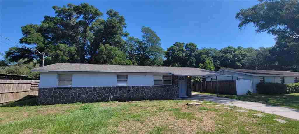 214 Paka Ct - Photo 2 of 20