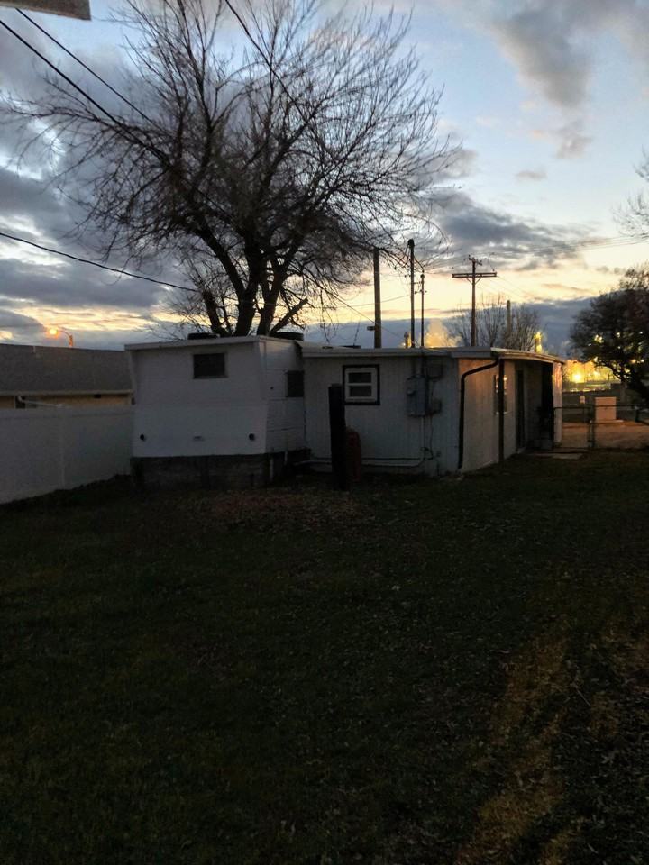 123 11th St - Photo 3 of 9