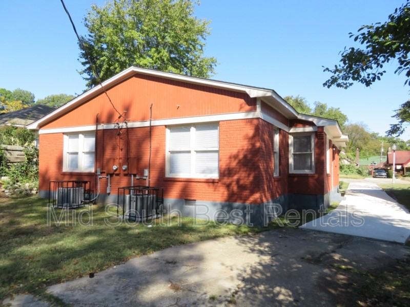 1811 Netherwood Ave - Photo 2 of 7