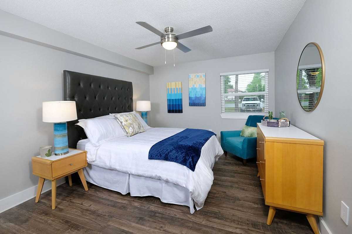 Mandarin Bay Apartments - Photo 3 of 23