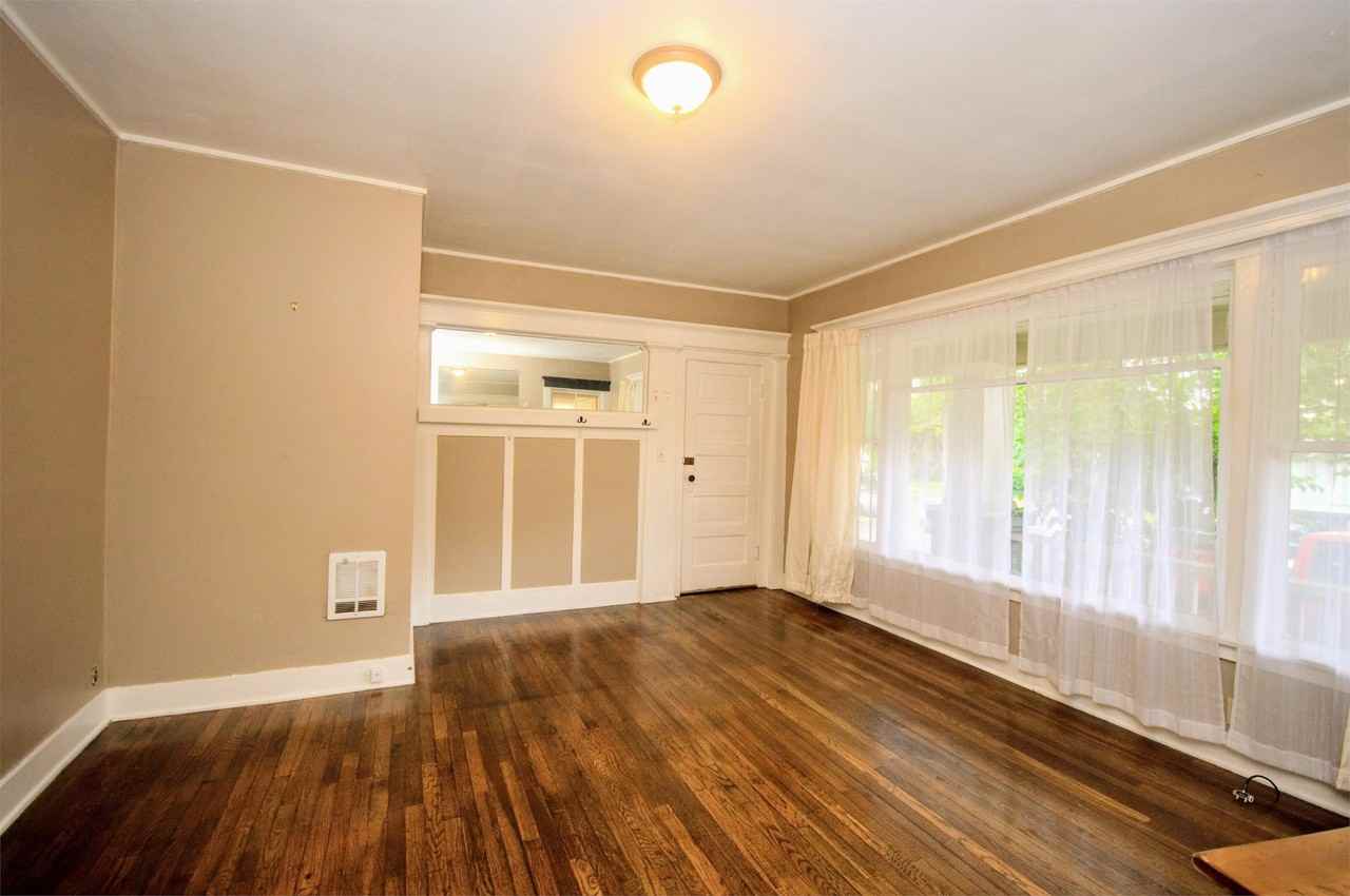 227 Nw 11th St #2 - Photo 2 of 21